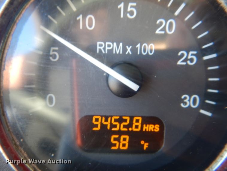 image for item GF9050 2010 Peterbilt 337 tank truck