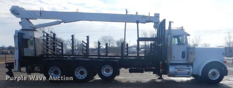 image for item GF9057 2004 Peterbilt 379 crane truck