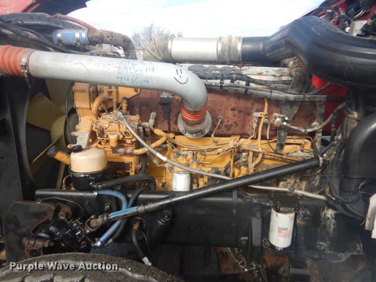 image for item GF9057 2004 Peterbilt 379 crane truck