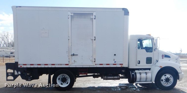image for item GF9058 2011 Kenworth T370 box truck
