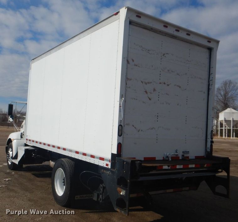 image for item GF9058 2011 Kenworth T370 box truck