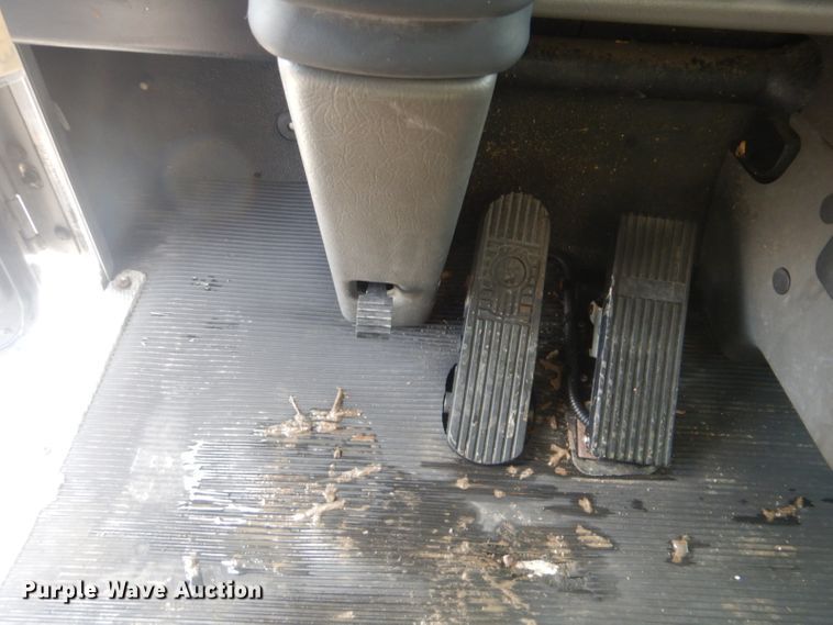 image for item GF9058 2011 Kenworth T370 box truck