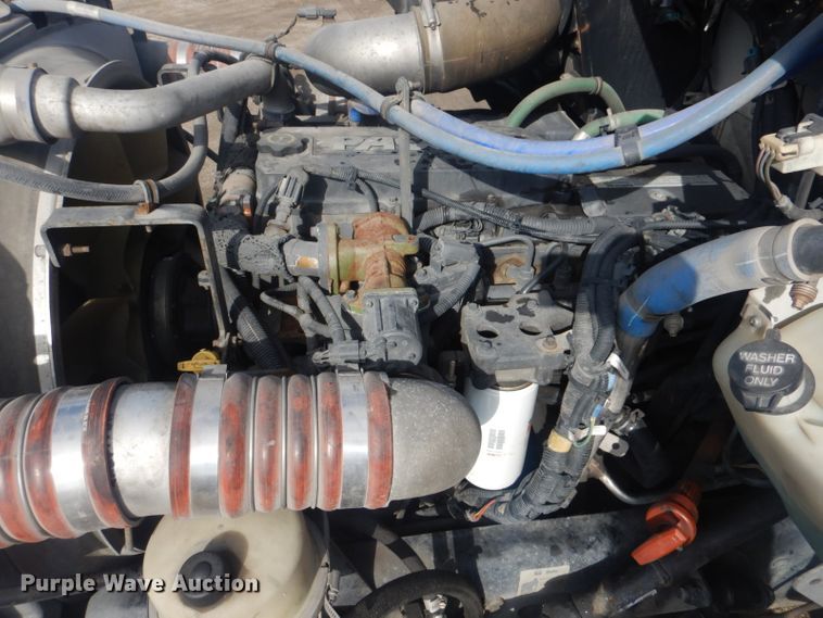 image for item GF9058 2011 Kenworth T370 box truck