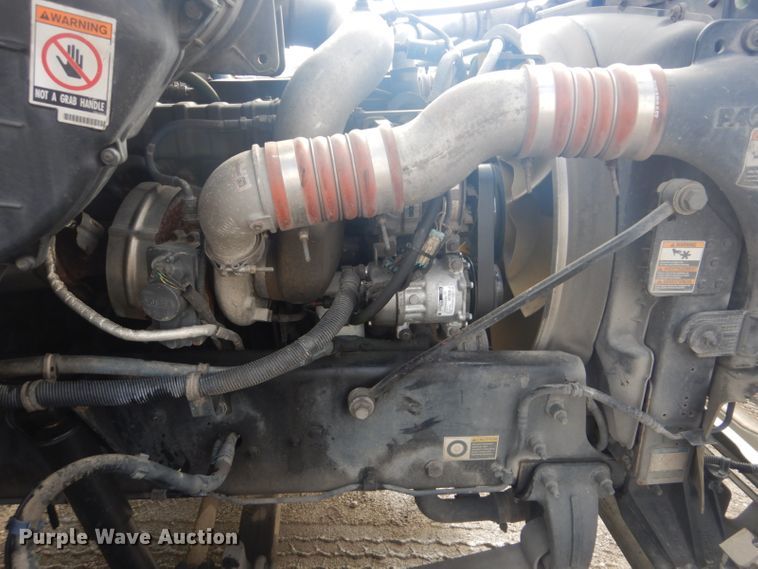 image for item GF9058 2011 Kenworth T370 box truck