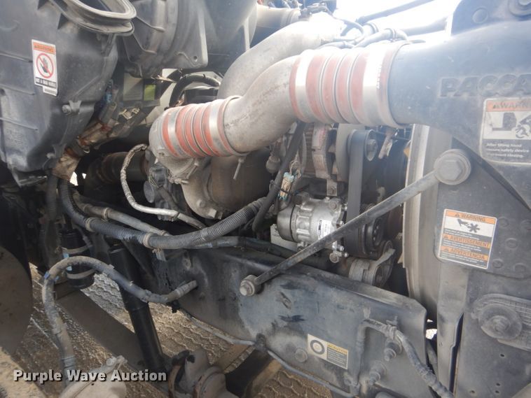 image for item GF9058 2011 Kenworth T370 box truck