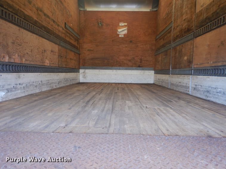 image for item GF9058 2011 Kenworth T370 box truck