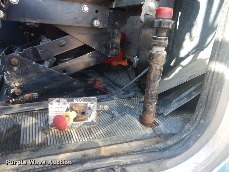 image for item GF9061 1992 Peterbilt 379 tank truck