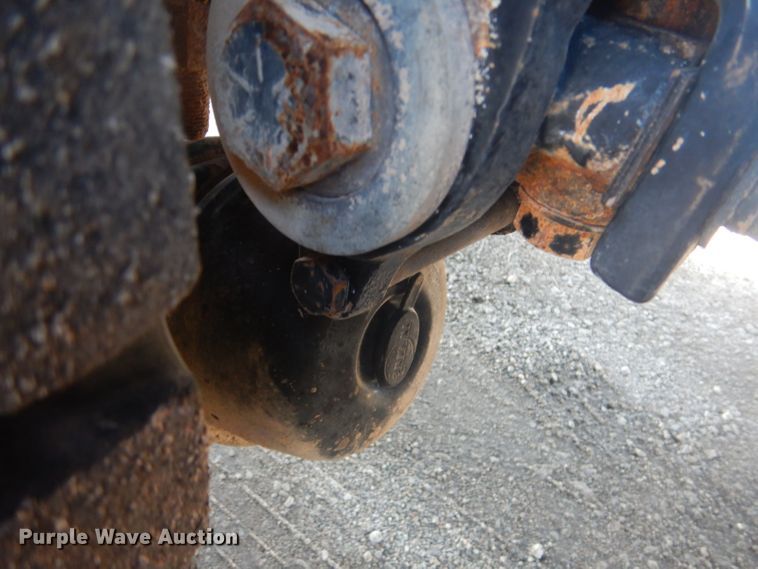 image for item GF9061 1992 Peterbilt 379 tank truck