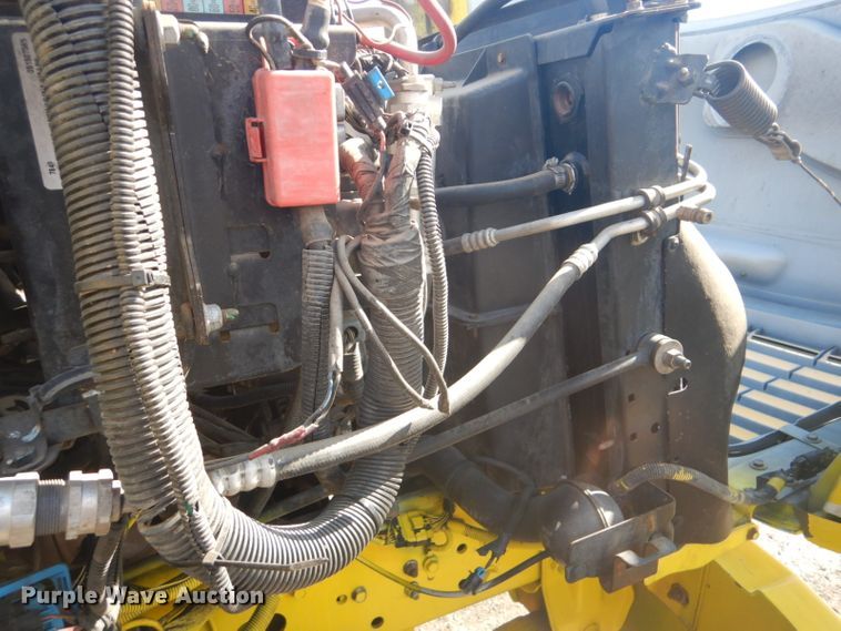 image for item GF9063 2005 Chevrolet C7500 propane truck