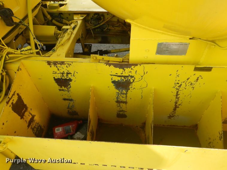 image for item GF9063 2005 Chevrolet C7500 propane truck