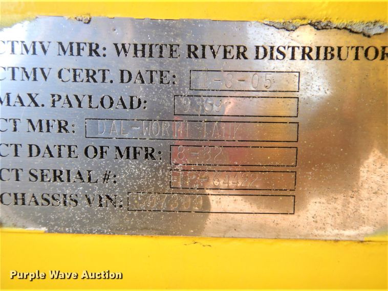 image for item GF9063 2005 Chevrolet C7500 propane truck