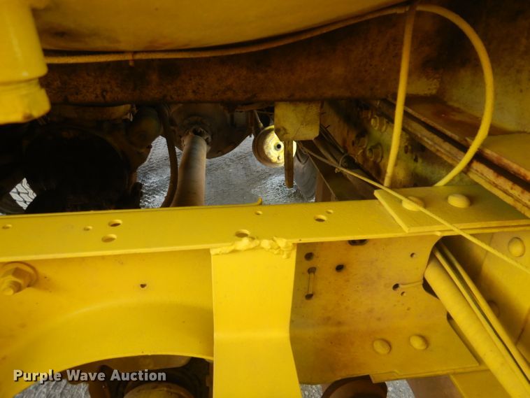 image for item GF9063 2005 Chevrolet C7500 propane truck