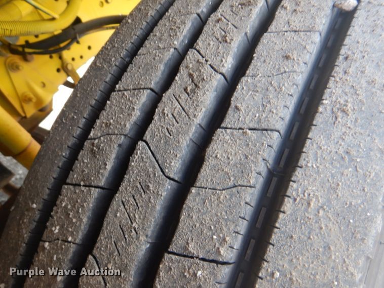 image for item GF9063 2005 Chevrolet C7500 propane truck