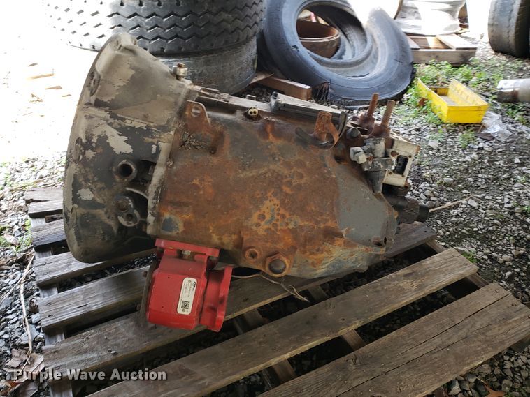 image for item GG9595 (4) Eaton Fuller 10 speed straight cores