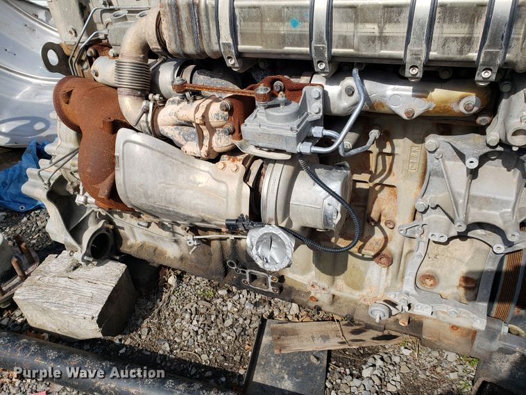 image for item GG9596 Detroit Diesel DD15 six cylinder diesel engine