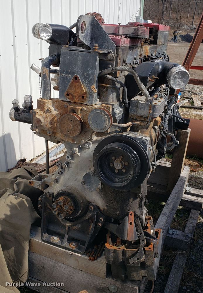 image for item GG9597 1999 Cummins Redtop N14 Select+ six cylinder diesel engine