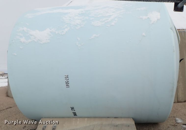 image for item DC3312 2001 Sprayer Specialties LDS10000-1 salt brine tank