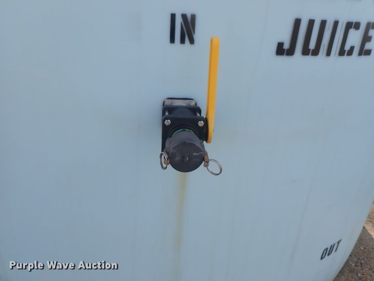 image for item DC3322 1998 Norwesco salt brine tank