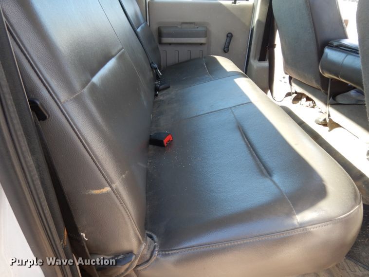 image for item DE4256 2009 Ford F250 Super Duty Crew Cab utility bed pickup truck