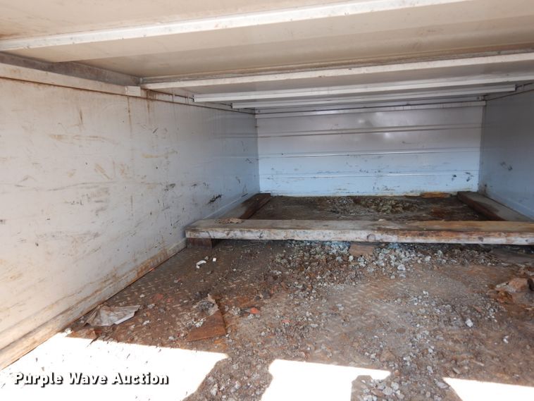 image for item DE4256 2009 Ford F250 Super Duty Crew Cab utility bed pickup truck