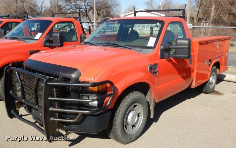 image for item DE4406 2008 Ford F250 Super Duty utility bed pickup truck