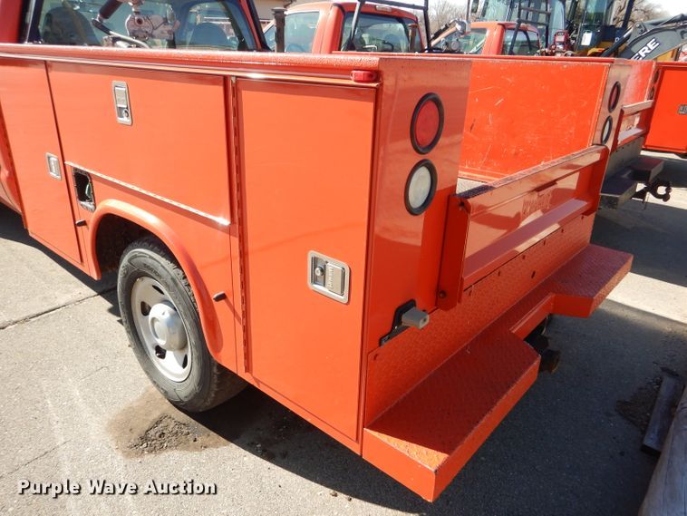 image for item DE4406 2008 Ford F250 Super Duty utility bed pickup truck