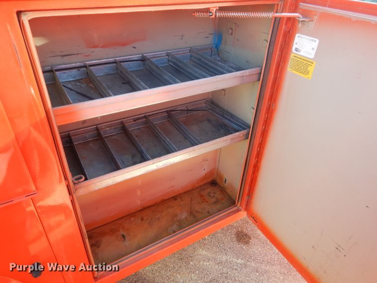 image for item DE4406 2008 Ford F250 Super Duty utility bed pickup truck