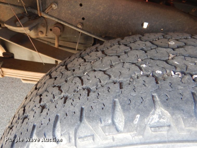 image for item DE4406 2008 Ford F250 Super Duty utility bed pickup truck