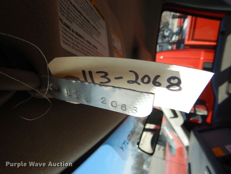 image for item DE4406 2008 Ford F250 Super Duty utility bed pickup truck