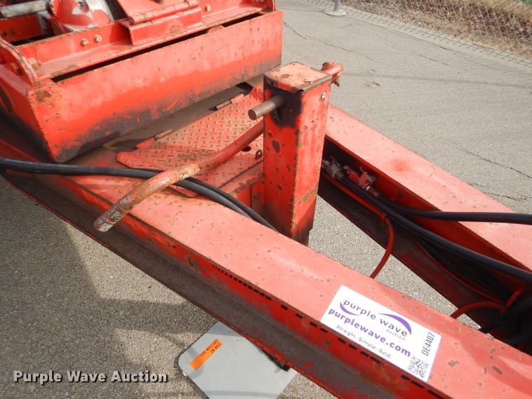 image for item DE4407 2006 Trail Eze TE401 tilt deck equipment trailer