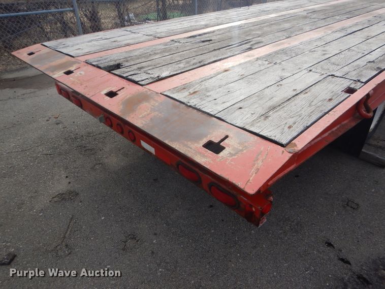 image for item DE4407 2006 Trail Eze TE401 tilt deck equipment trailer