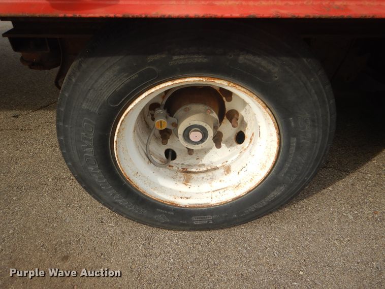 image for item DE4407 2006 Trail Eze TE401 tilt deck equipment trailer