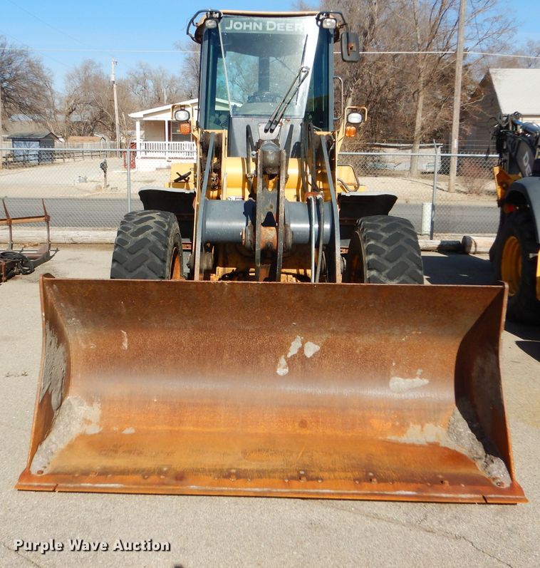 image for item DE4410 2005 John Deere 444J wheel loader