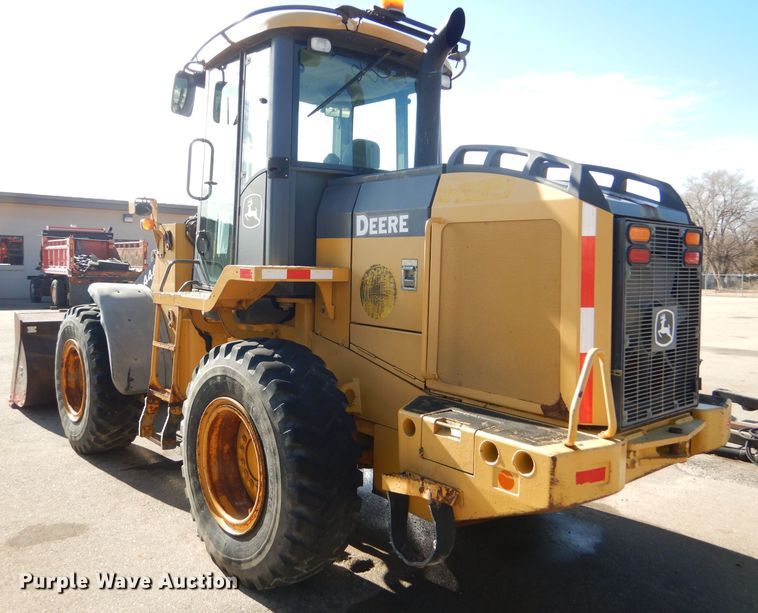 image for item DE4410 2005 John Deere 444J wheel loader
