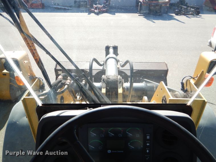 image for item DE4410 2005 John Deere 444J wheel loader