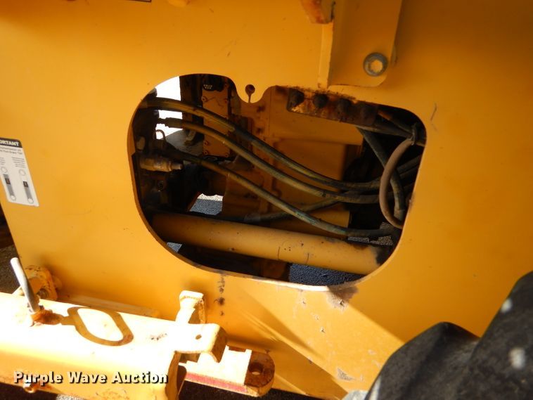 image for item DE4410 2005 John Deere 444J wheel loader