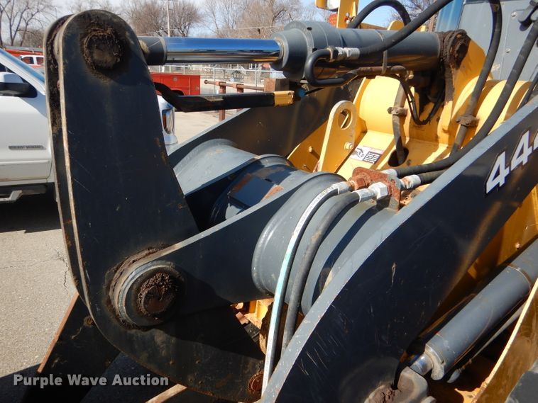 image for item DE4410 2005 John Deere 444J wheel loader