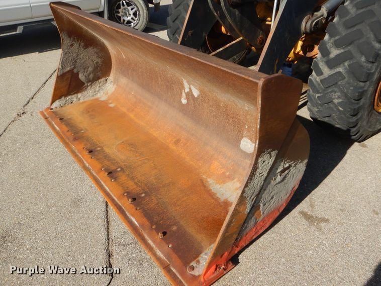 image for item DE4410 2005 John Deere 444J wheel loader