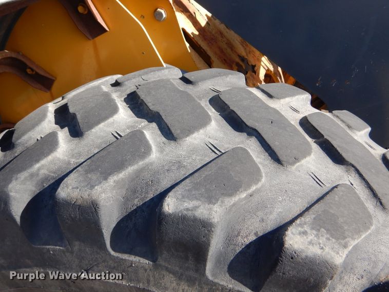 image for item DE4410 2005 John Deere 444J wheel loader