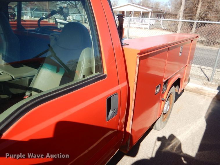 image for item DE4411 2008 Ford F250 Super Duty utility bed pickup truck