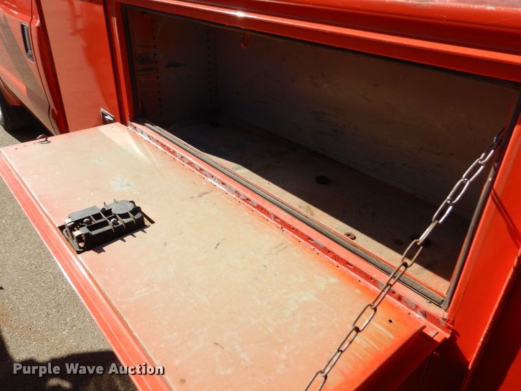 image for item DE4411 2008 Ford F250 Super Duty utility bed pickup truck