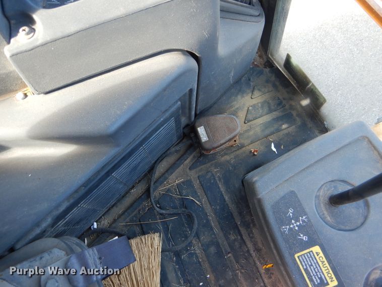 image for item DE4412 2007 John Deere 310J backhoe