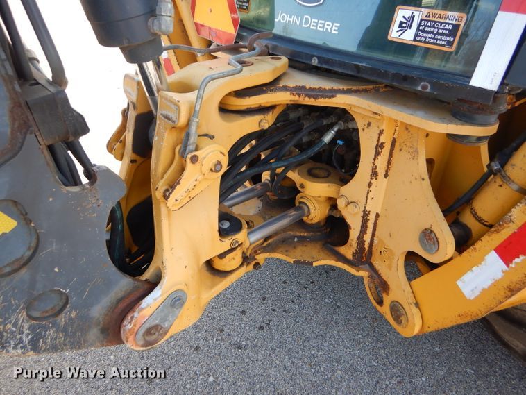 image for item DE4412 2007 John Deere 310J backhoe