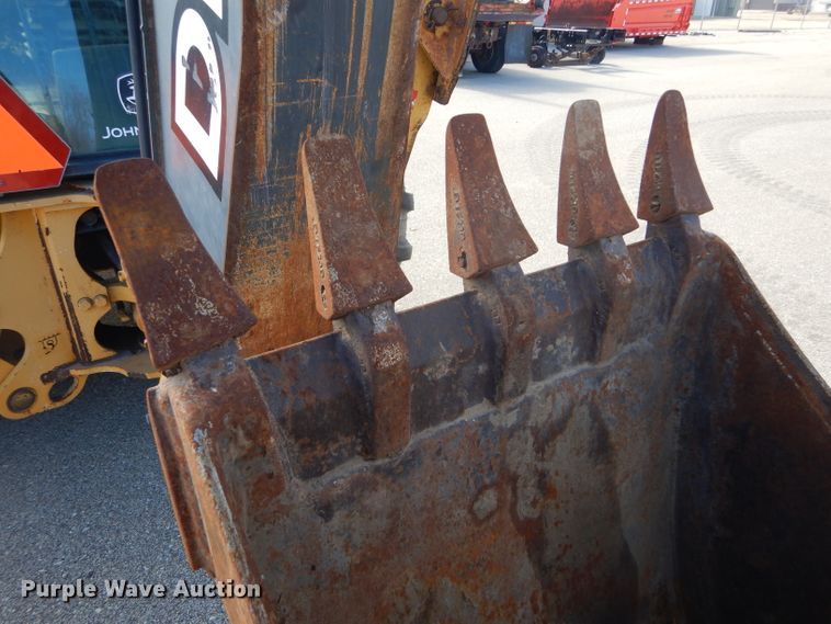 image for item DE4412 2007 John Deere 310J backhoe