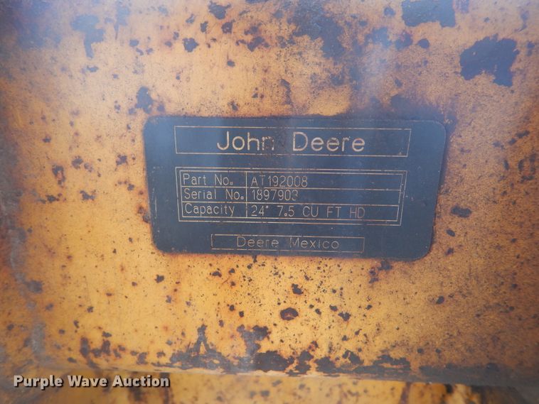 image for item DE4412 2007 John Deere 310J backhoe