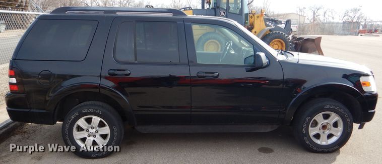 image for item DE4413 2009 Ford Explorer SUV