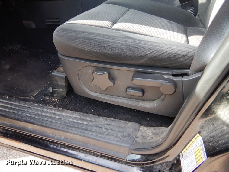 image for item DE4413 2009 Ford Explorer SUV