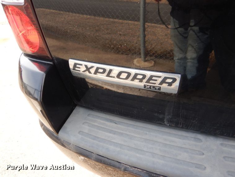 image for item DE4413 2009 Ford Explorer SUV