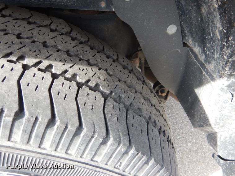 image for item DE4413 2009 Ford Explorer SUV