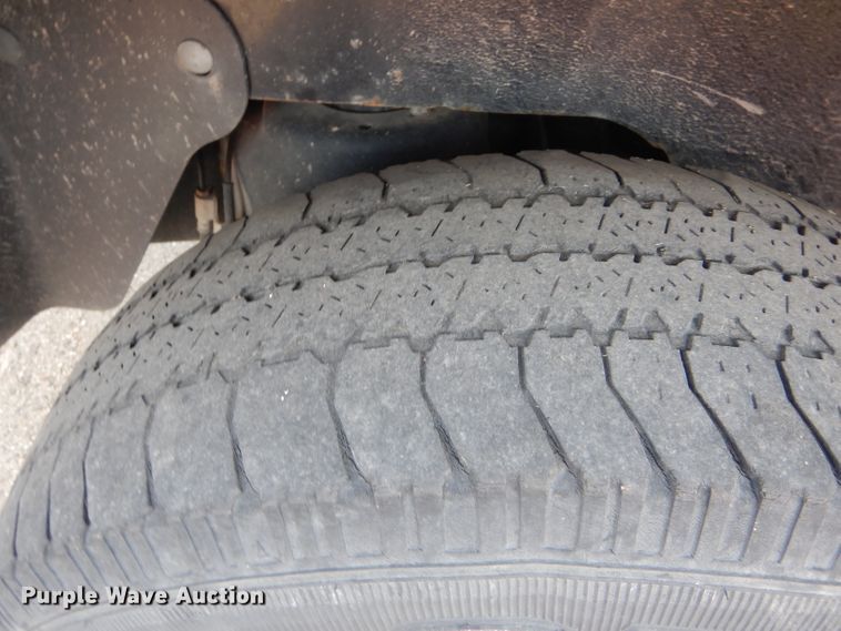 image for item DE4413 2009 Ford Explorer SUV